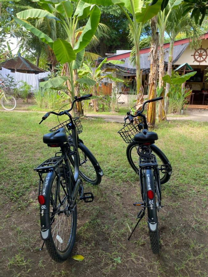 Mustika Ocean Lodge Gili Air Exteriör bild